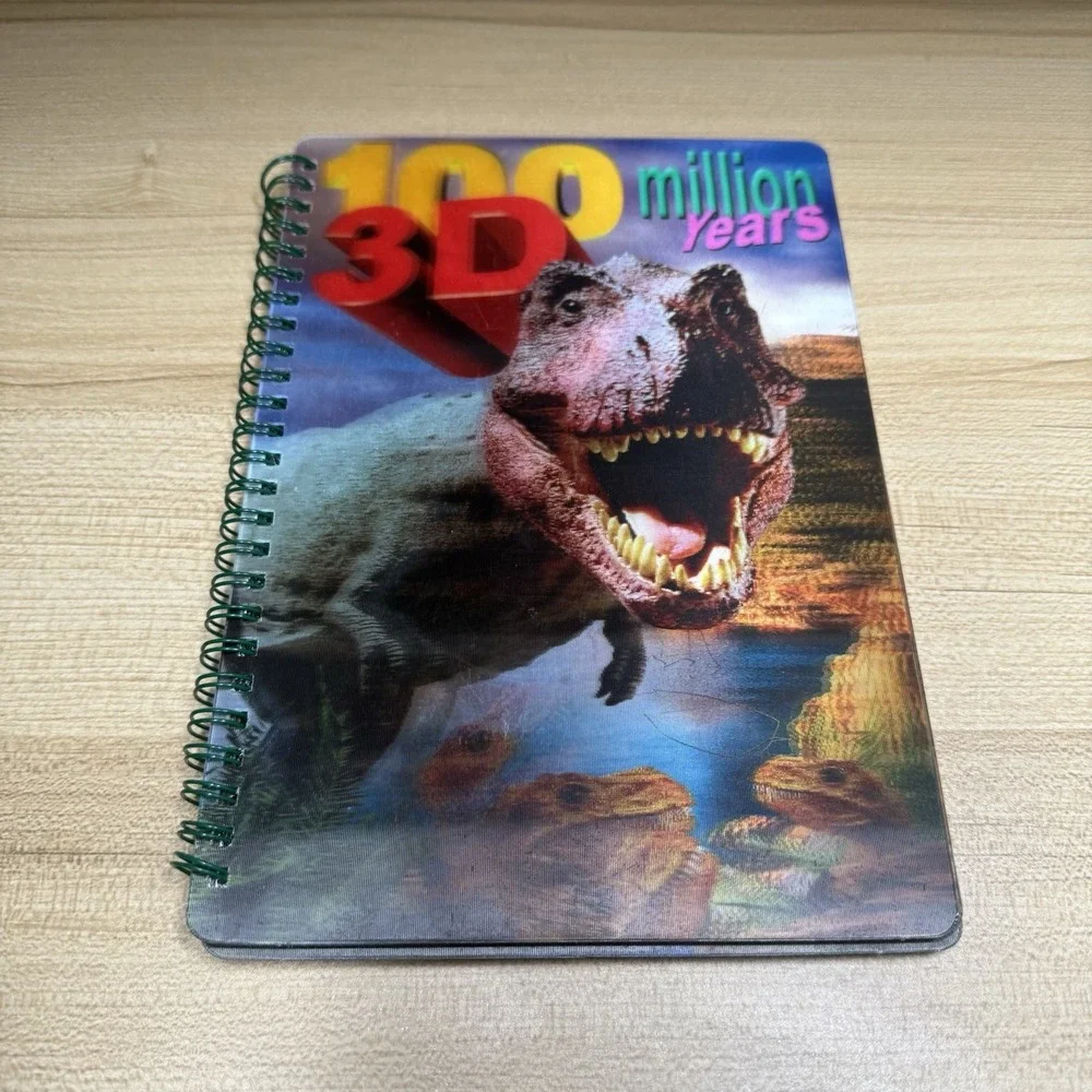 100‎ Million Years 3D Dinosaur Book Lenticular Lens Xtreme Graphics 2005